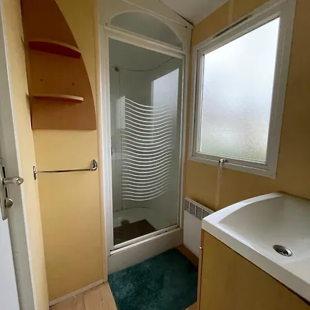 Mobile De 4 A 6 Personne A 5 Min De La Holiday home *